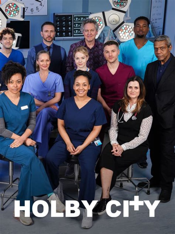 'Holby City' and 'Casualty' star Tom Chambers joins 'Emmerdale'