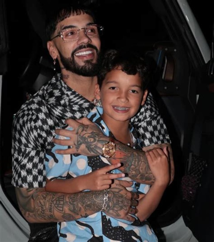Anuel AA Biography: Age, Net Worth, Parents, Instagram, Height, Wiki, Spouse, Siblings, Children, Awards, Songs