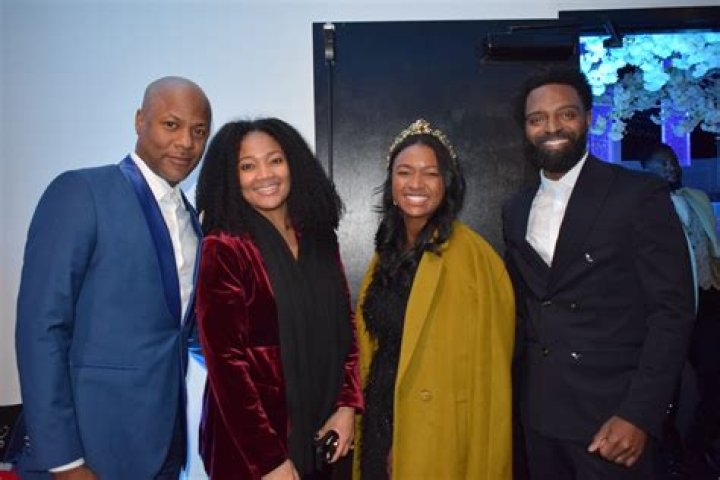 Cara Lewis To Leave WME