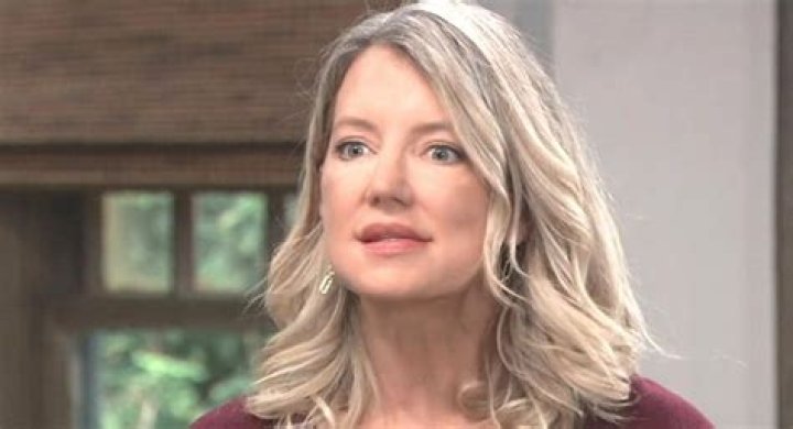 Carly And Nina Spar, And Mommy Dearest Takes The High Road In Front Of Willow