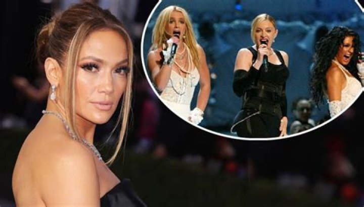 Christina Aguilera Disses Britney Spears, Mariah Carey, Jennifer Lopez: Turns Down Vegas Residency – Not A ‘Has Been’ Yet!