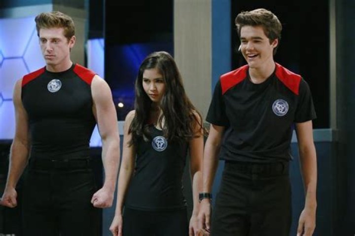 COLE EWING – Celeb Secrets