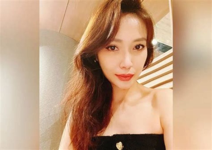 Dawn Yeoh Biography: Husband, Age, Height, Net Worth, Elvin Ng, Instagram, Terence Cao, Boyfriend, Wikipedia