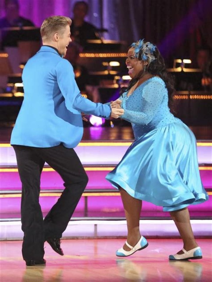 DEREK HOUGH, AMBER RILEY – Celeb Secrets