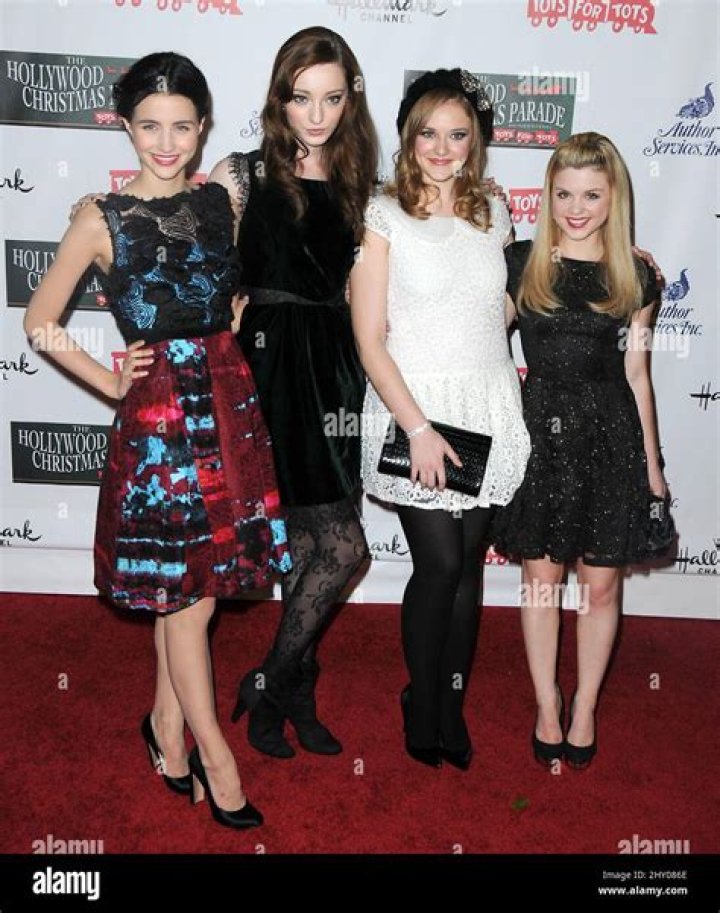 EMMA DUMONT, BAILEY BUNTAIN, JULIA GOLDANI TELLES – Celeb Secrets