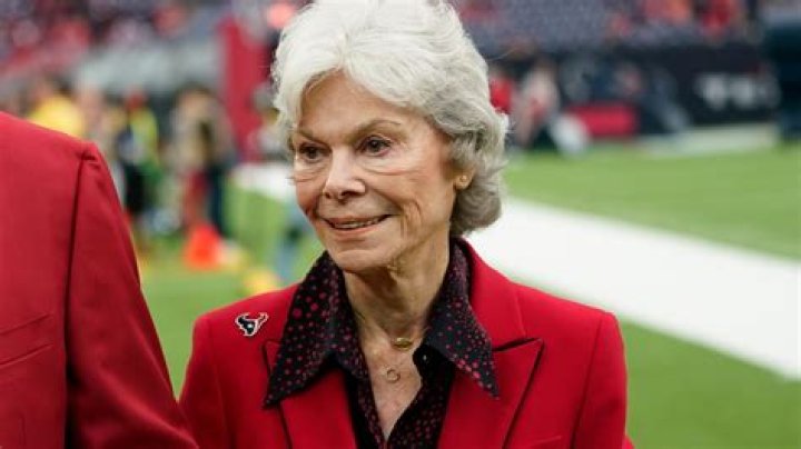 Fame | Janice McNair net worth and salary income estimation Jan, 2024