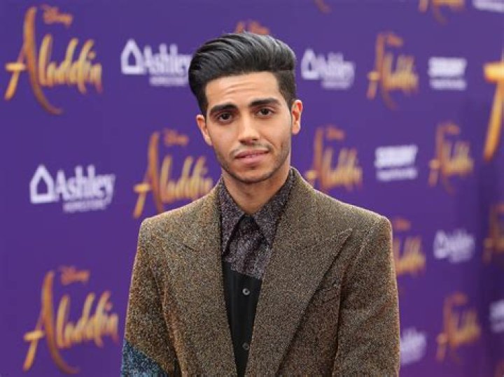 Henry Golding Biography: Wife, Age, Baby, Twitter, Net Worth, Parents, Tattoo, Instagram, Wikipedia, Height, IMDb