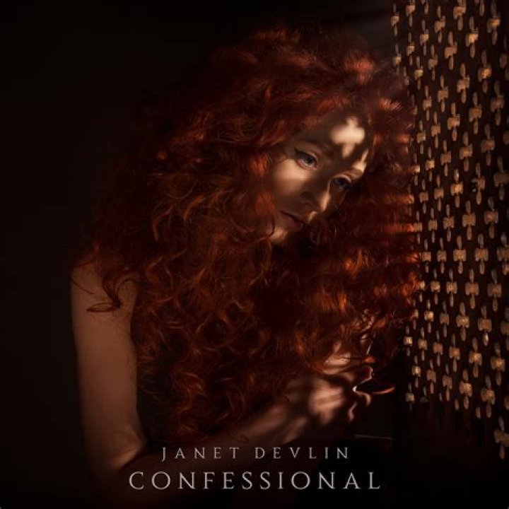 Janet Devlin releases NEW single 'HONEST MEN'