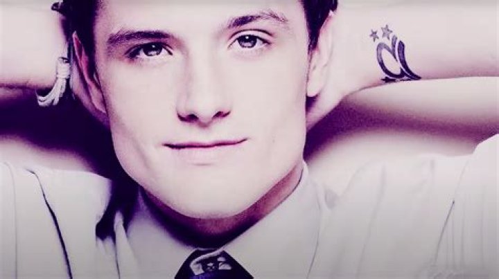 Josh Hutcherson – Celeb Secrets