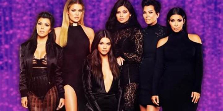Keeping Up With The Kardashians (KUWTK) Recap 12/08/19: Season 17 Episode 11 “The Show Must Go On”
