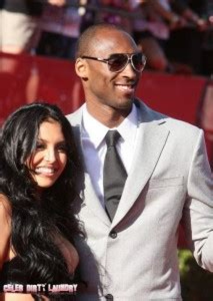 Kobe Bryant Struggling To Reconcile With His Wife