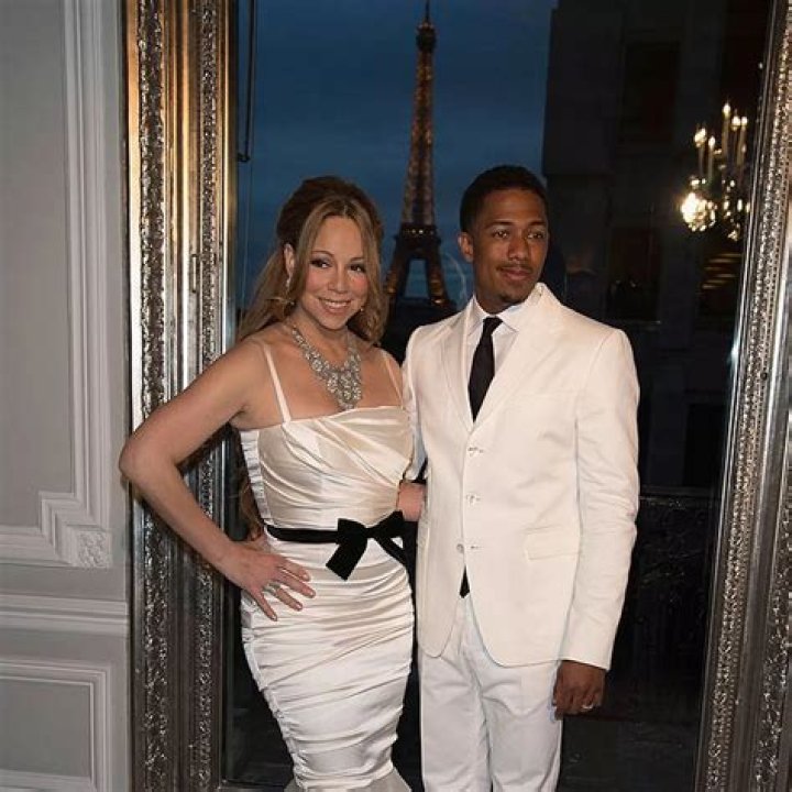 Mariah Carey Divorce: Desperate Over Nick Cannon Split, Having A Drunk New Years?