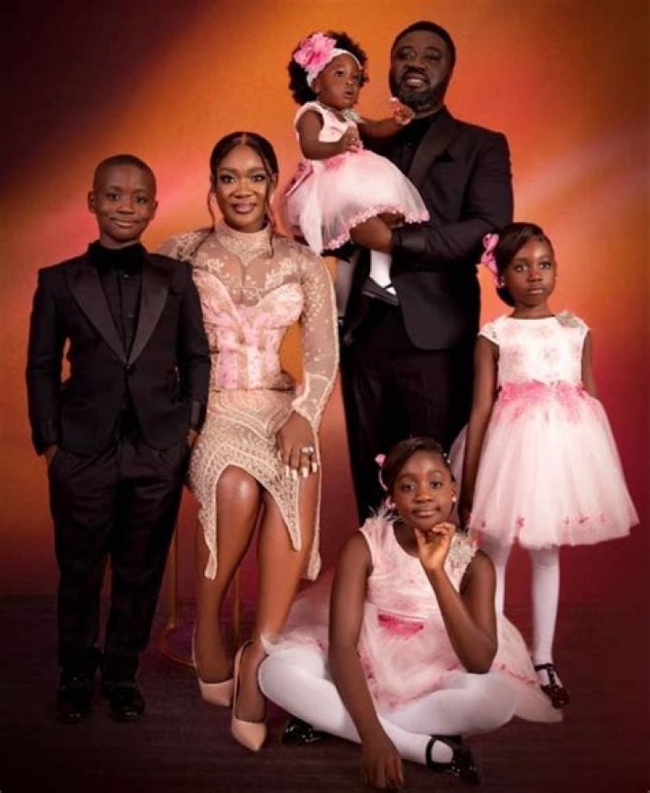 Mercy Johnson Biography: Movies, Children, Net Worth, Husband, Age, House, Tribe, Family, Wedding Pictures, Twin Sister, Wikipedia