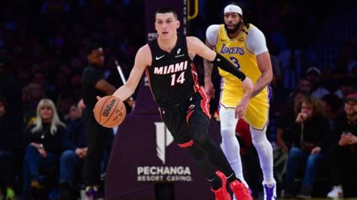 NHL's Iron Man Keeps Streak Alive And Attends The Birth Of His First Child!