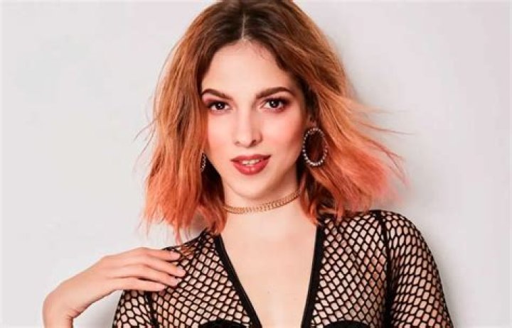 Paty Cantú Biography: Songs, Age, Boyfriend, Albums, Net Worth, Height