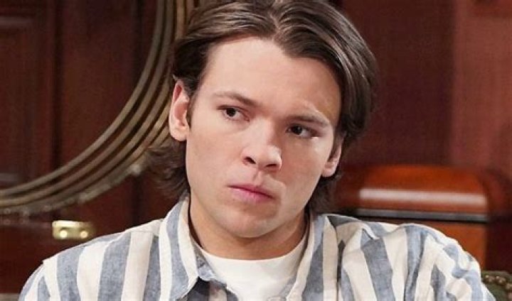 Ridge Admits Defeat After Fashion Showdown