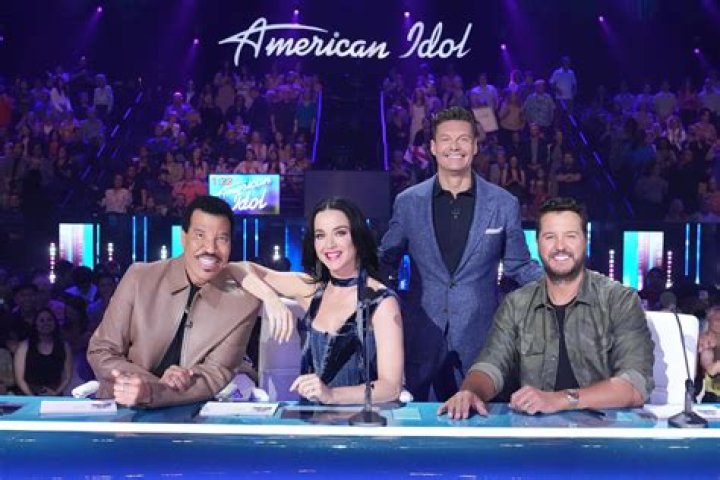 Ryan Seacrest Leaving American Idol? (VIDEO)