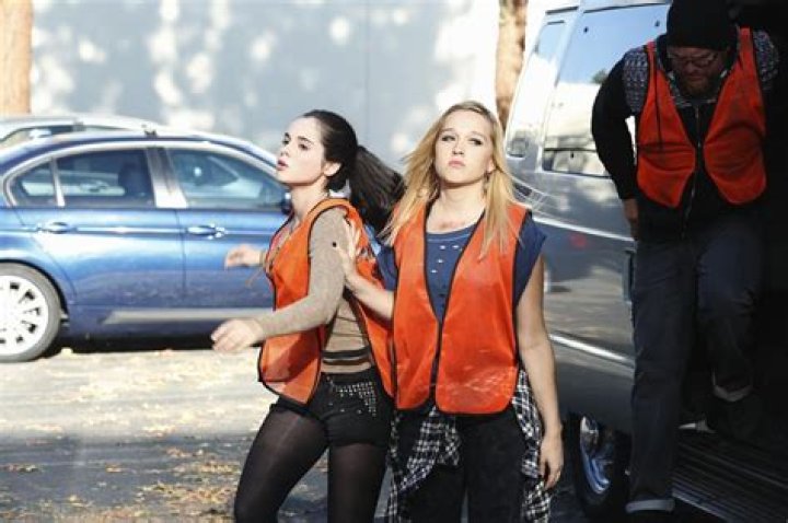 SARAH STOUFFER – Celeb Secrets