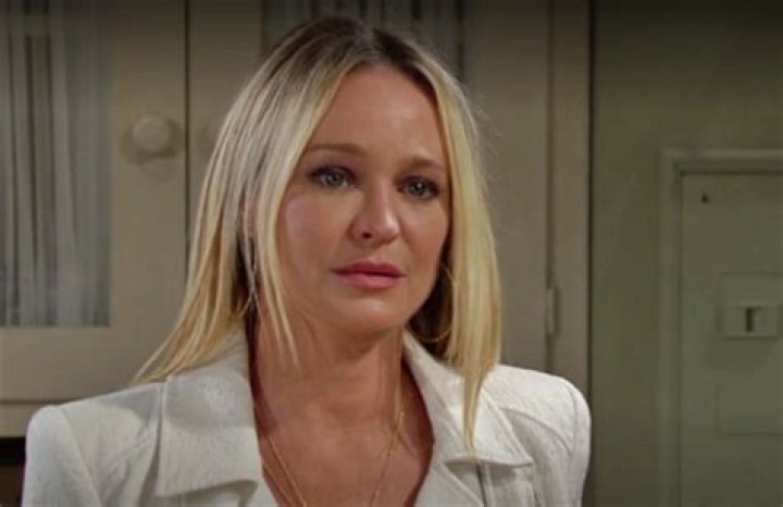 Sharon Confronts Summer About Her Feelings-Isn’t Chance Too Old For Her?