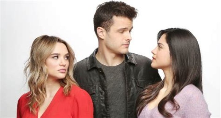 The Young and the Restless Spoilers: Kyle’s Bachelor Party Disaster – Cheats with Summer, Destroy Happily Ever After with Lola?