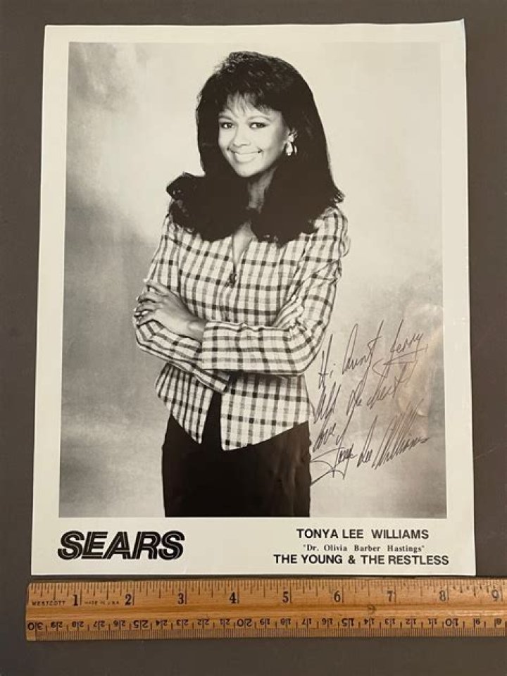 The Young and the Restless Spoilers: Will Victoria Rowell Return To Y&R As Drucilla Winters – Lily Needs Mother Back