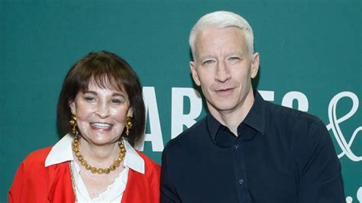 Who Did Gloria Vanderbilt Leave Her Money To?