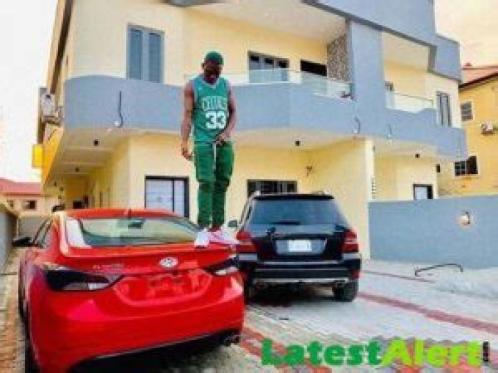Zlatan Ibile Biography: Age, Girlfriend, Child, Baby Mama, Net Worth, Songs, Albums, Wikipedia, House, Cars, Wife, Record Label